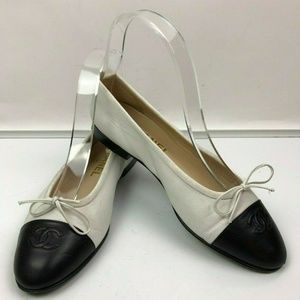 CHANEL White & Black Leather Ballet Flats